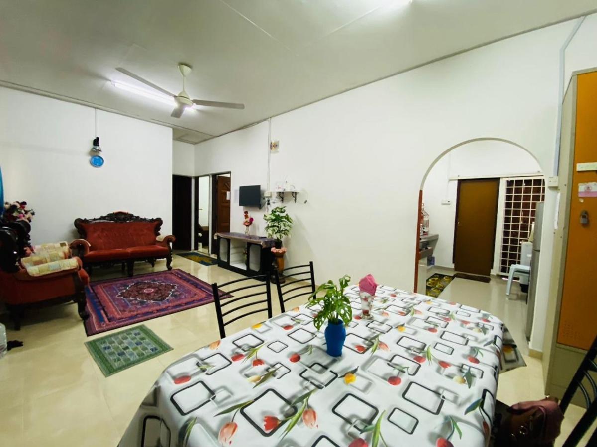 Homestay Ummi Kuala Terengganu Eksteriør billede